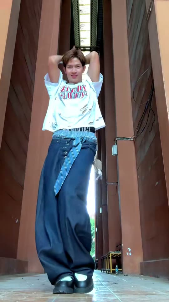 LISA Tarantino Dance AI result preview — Turn one full-body photo into a dance sequence with an arm sweep, hands overhead, a knee lift, a body roll…