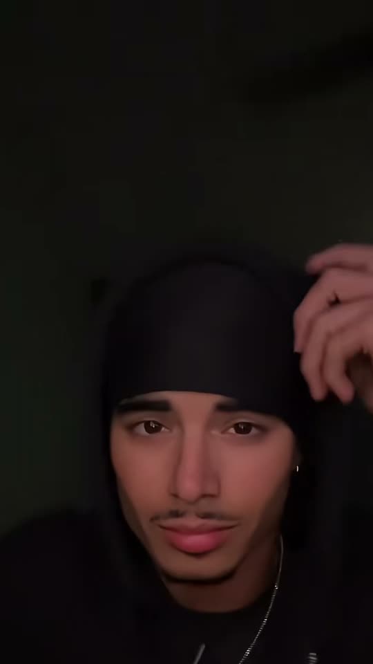 Reference clip showing the Skull Cap Trend trend